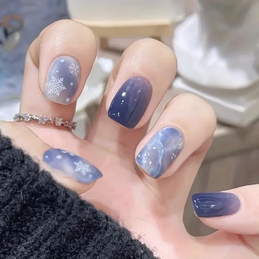 24 Pieces Fake press on nails